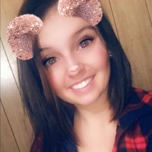 Meet your Posher, Leah